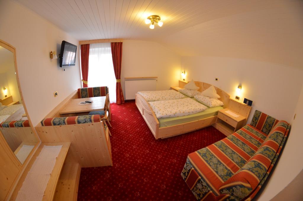 Garni Ossi Bed & Breakfast Santa Cristina Val Gardena Cameră foto